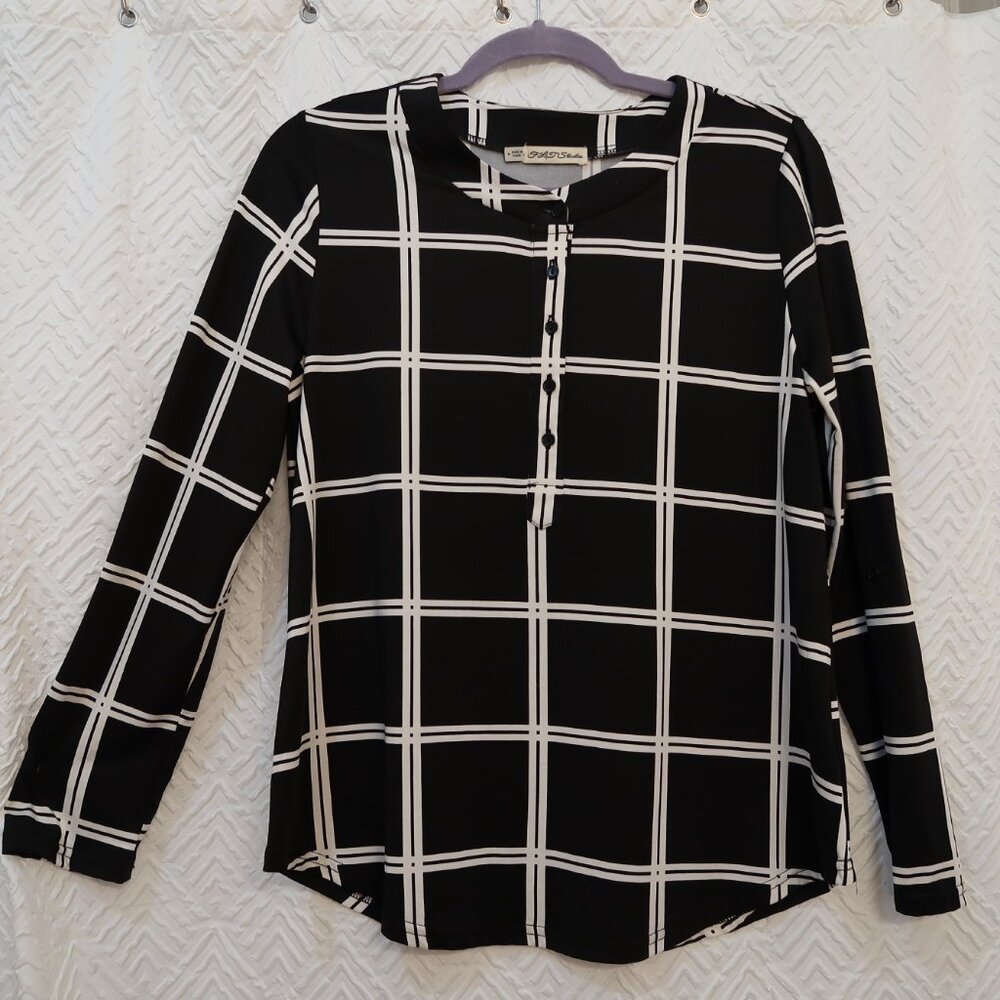 FLT Studio Black & White Plaid Long Sleeve Top Size Medium